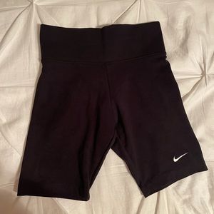 Nike Women’s High Rise Biker Shorts